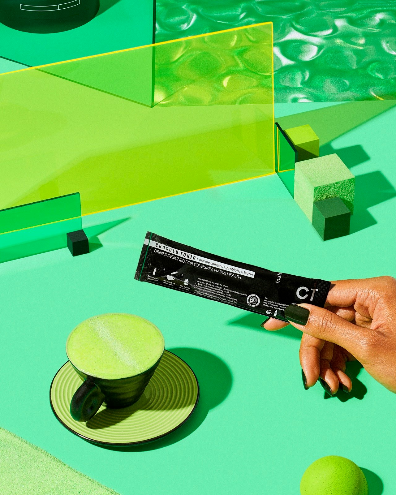 CRUSHED TONIC - COLLAGEN BASED ANTI-AGING DRINK MIXES gallery image