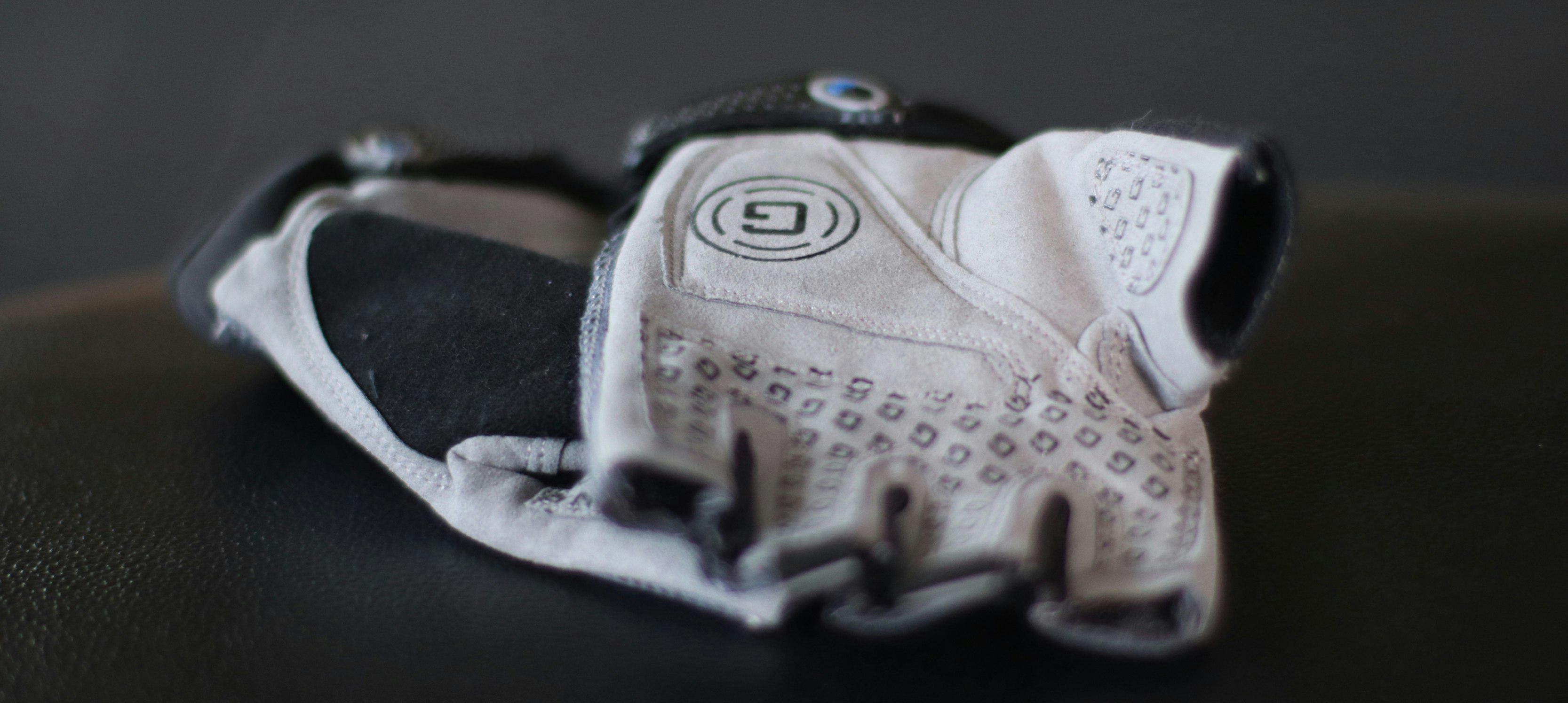 The Gym Glove Co gallery image