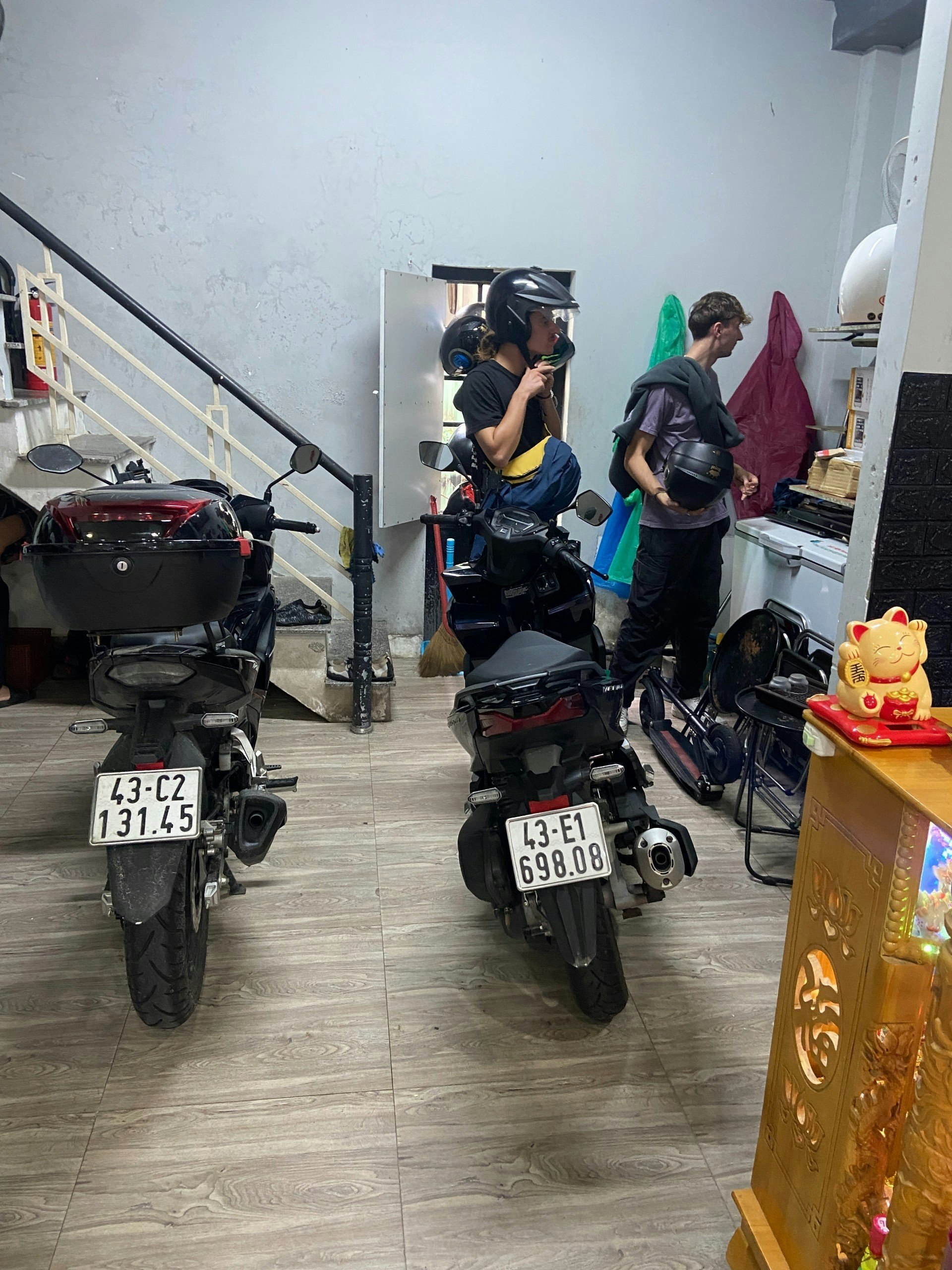 Tom Motorbike Rentals da na