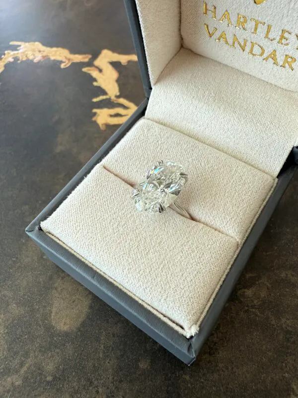 Hartley Vandar – Estate Jewelry