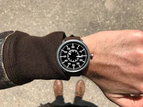 Chotovelli Watches gallery image
