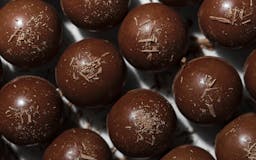 Nyrvana Chocolate media 1