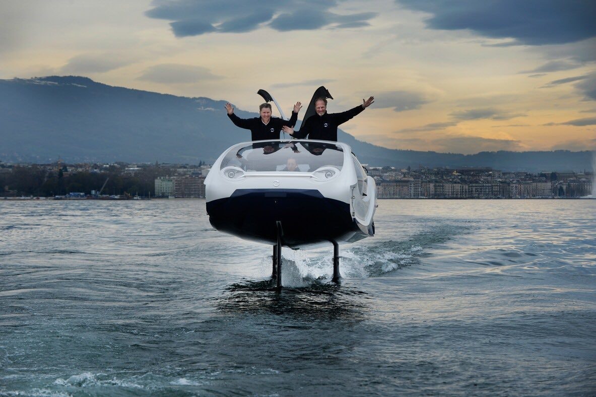 Seabubbles Electric Water Taxi gallery image