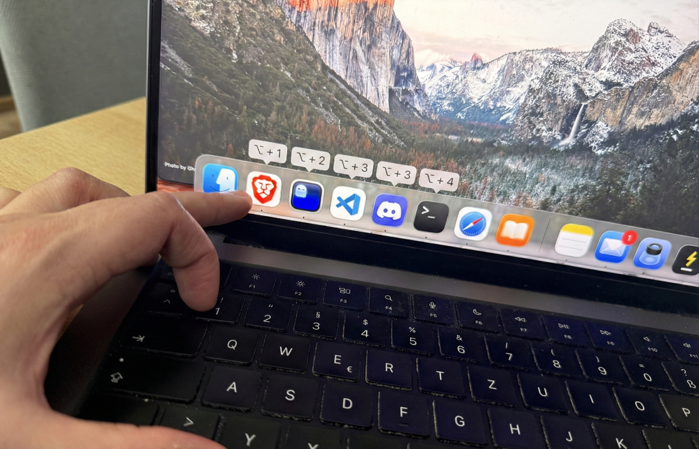 Dock Shortcut gallery image