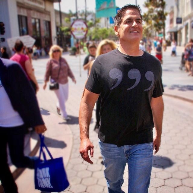 Three Commas gallery image