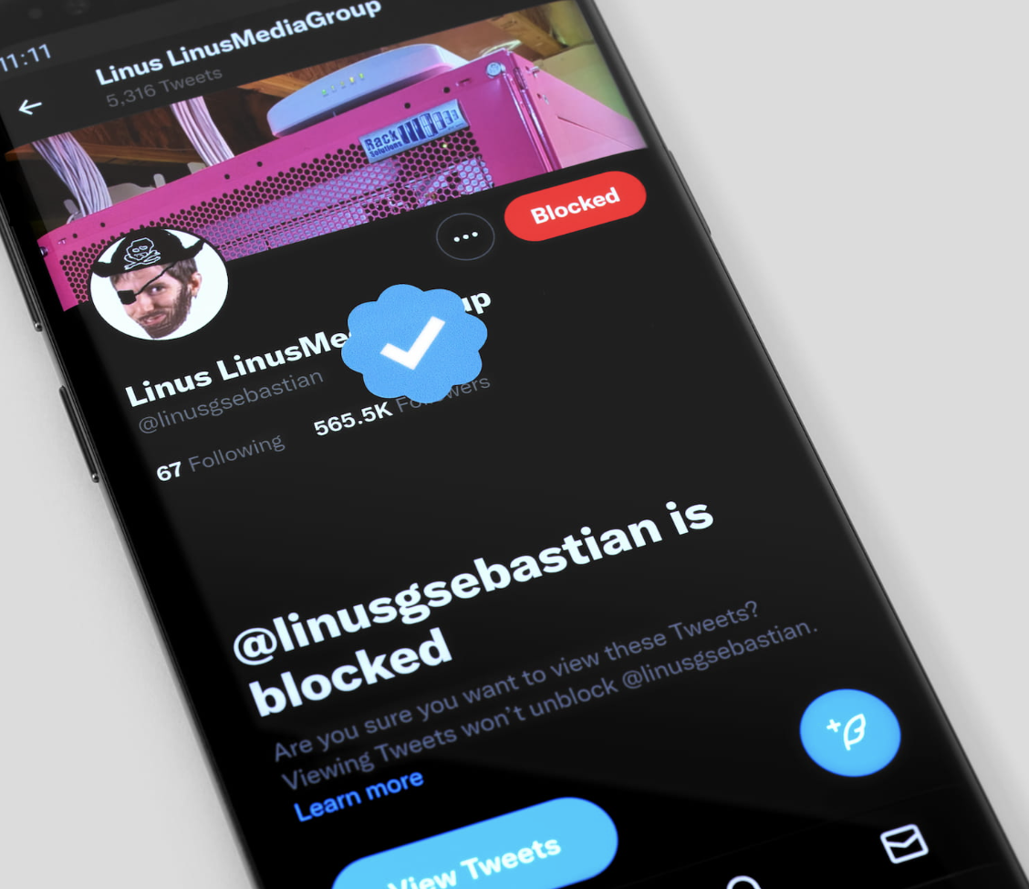 Verificada por dbrand media 8