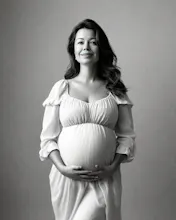 MaternityPhotoshoot gallery image