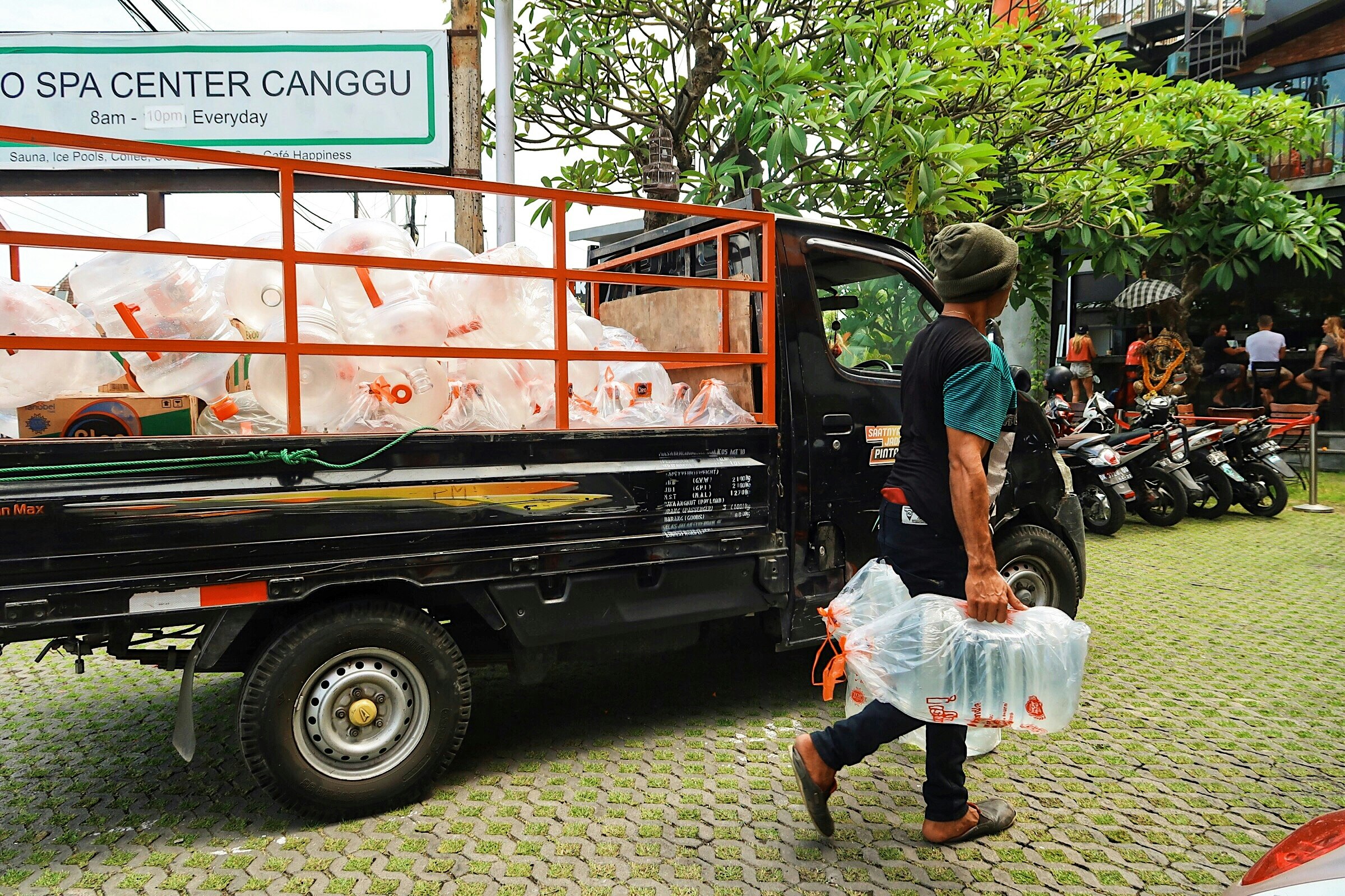 WhileinBali.com gallery image