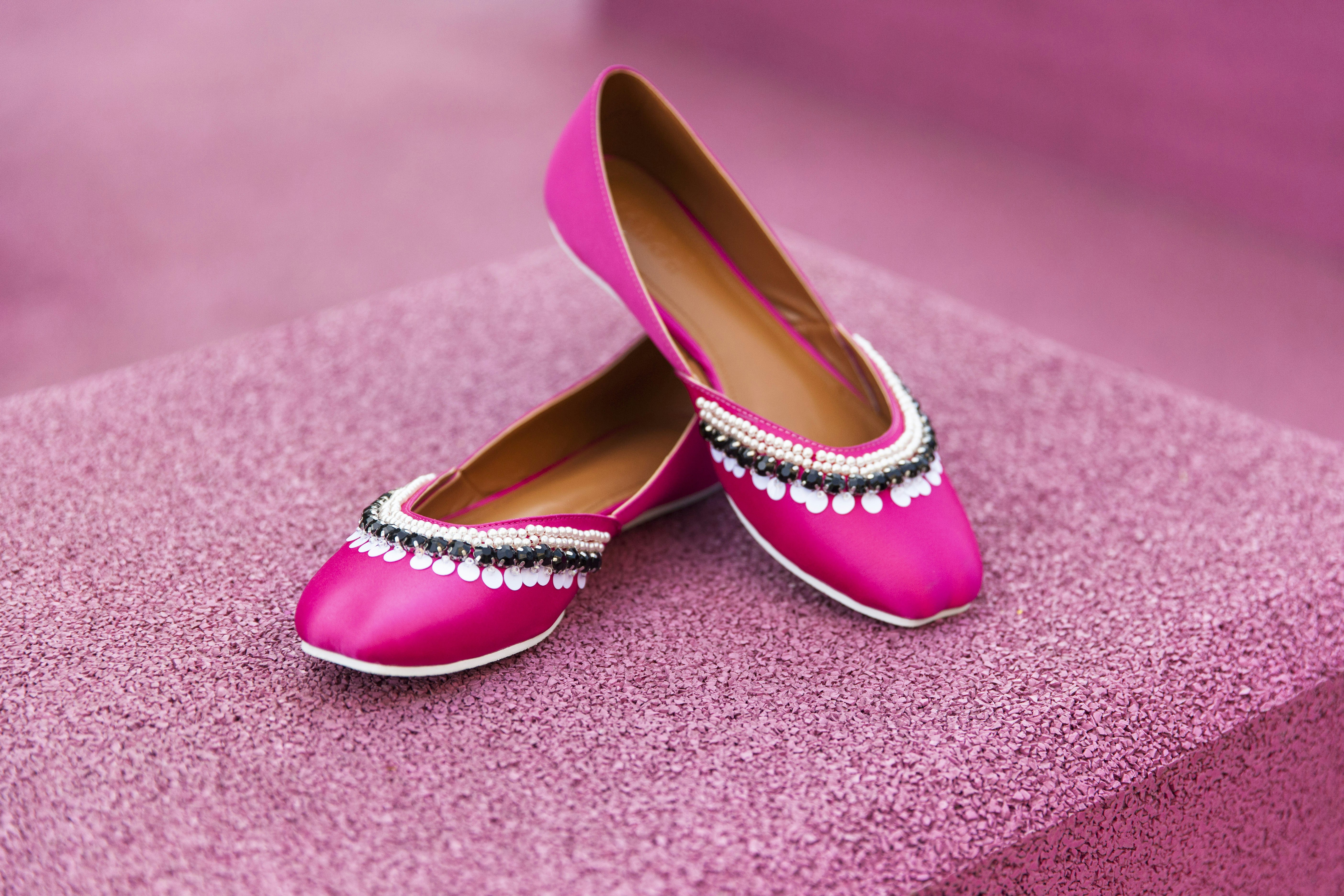 Mosneaks gallery image