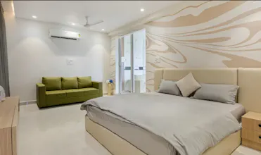 Sumi Yashshree Hotels gallery image