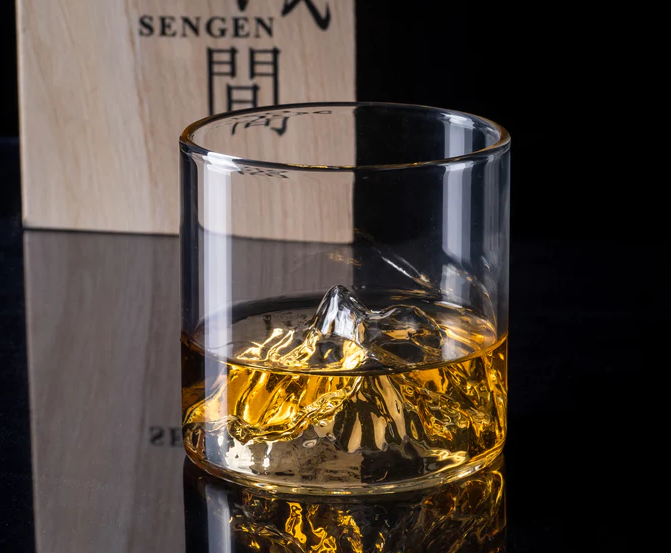 Media Kính Crystal Scotch - Cách tốt nhất để lên trò chơi rượu whisky của bạn 4