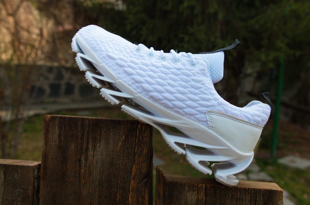 Betee: Sneakers For Every Occasion. gallery image