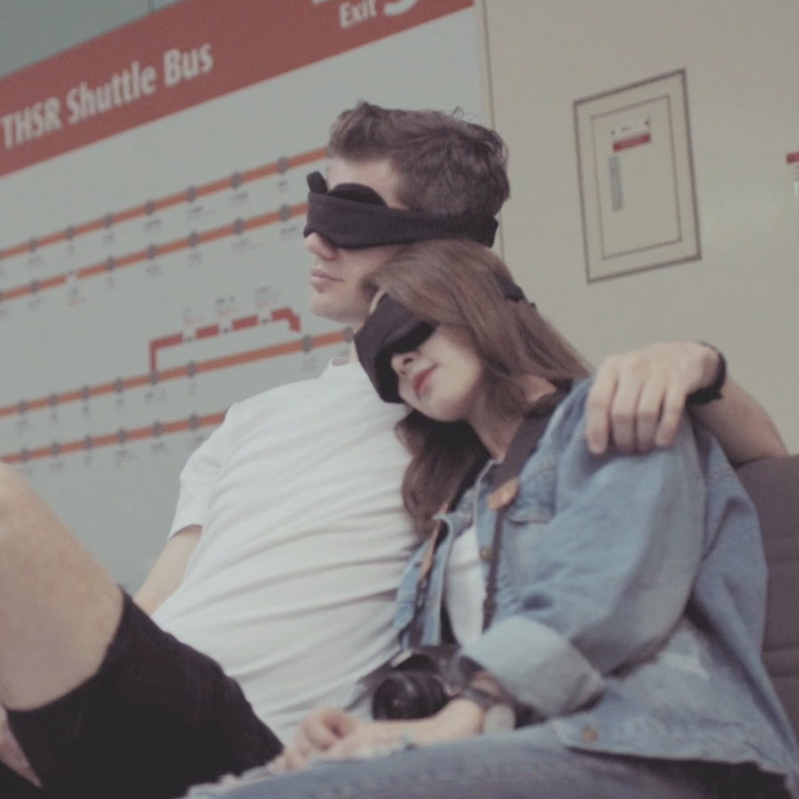 Manta Sleep Mask gallery image