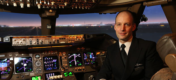 Skyfaring: A Journey with a Pilot  gallery image