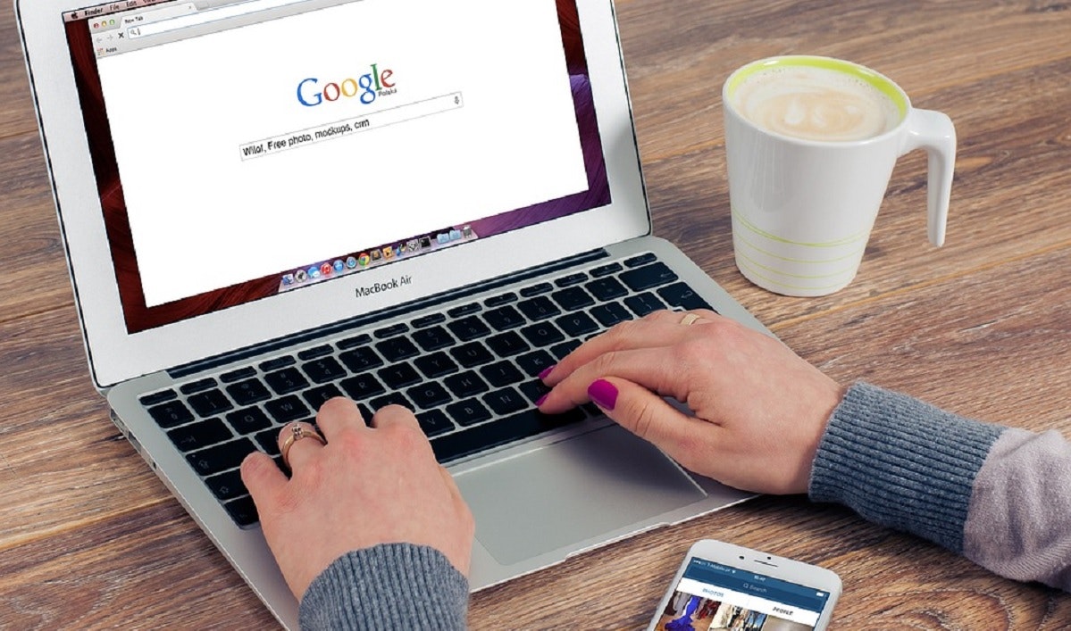 Media Freelancer Guru dalam talian 1