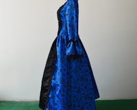 Victorian Gothic Dress at HALLOWEENfound media 3