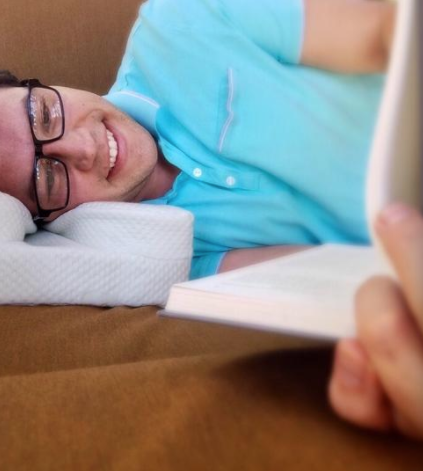 LaySee Pillow gallery image