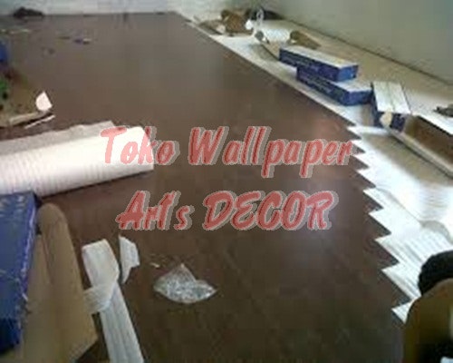 Vinyl Lantai gallery image