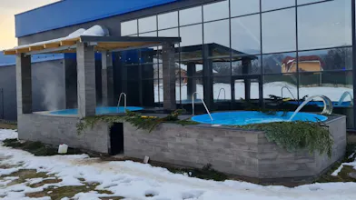 ModernPools: Modern turnkey pool builder gallery image