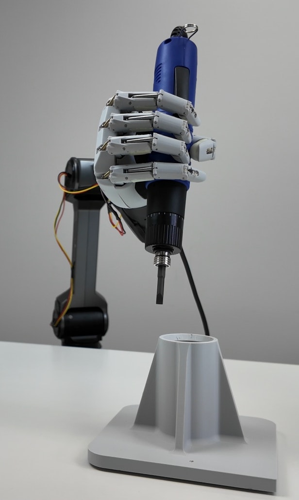 Aero Hand Open gallery image