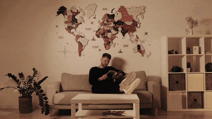 The First 3D Luminous Wooden World Map