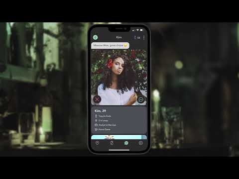 Swivel gallery image