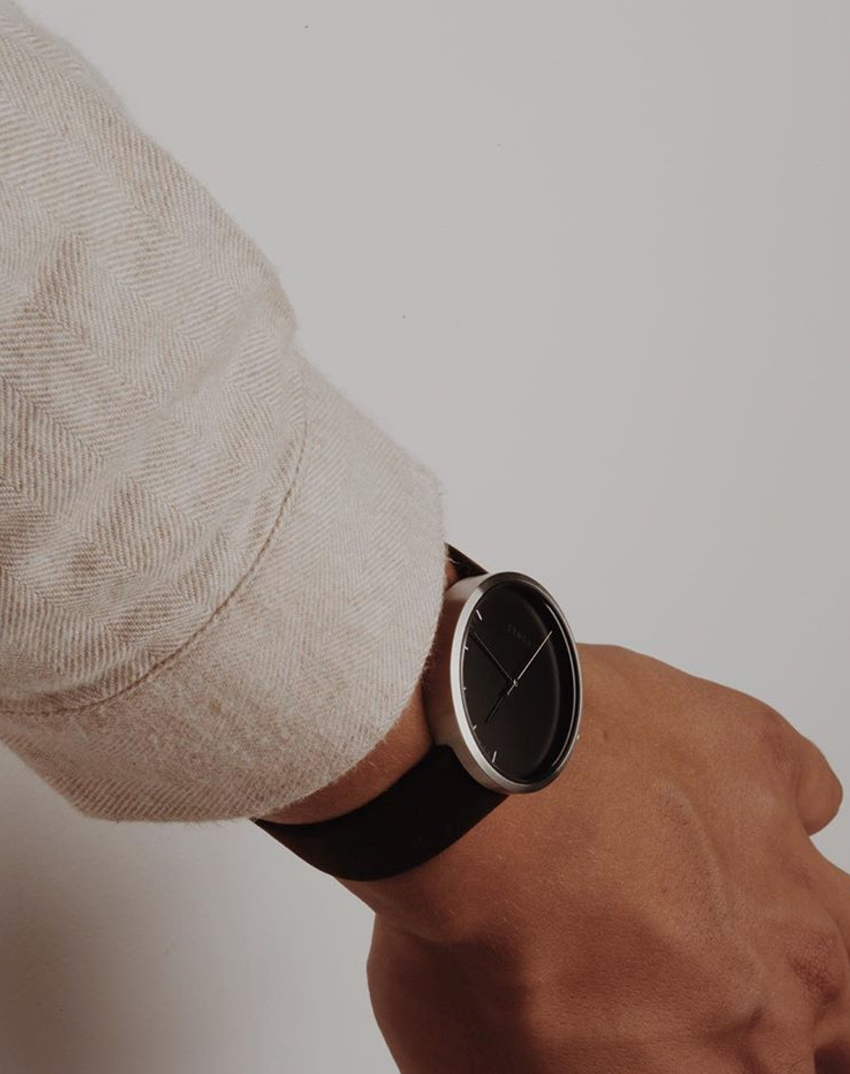 O R M O U S gallery image