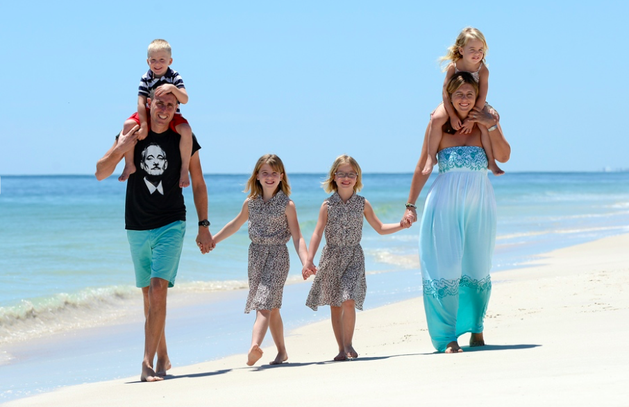 Book 'Choose Life' gallery image