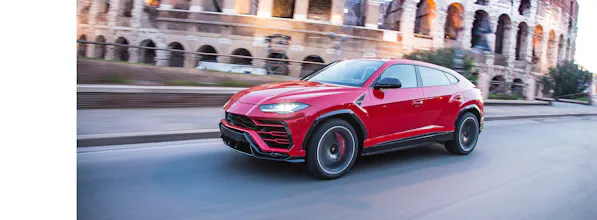 Lamborghini Urus gallery image