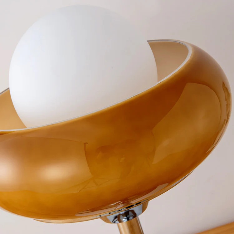 Modern egg tart table lamp gallery image
