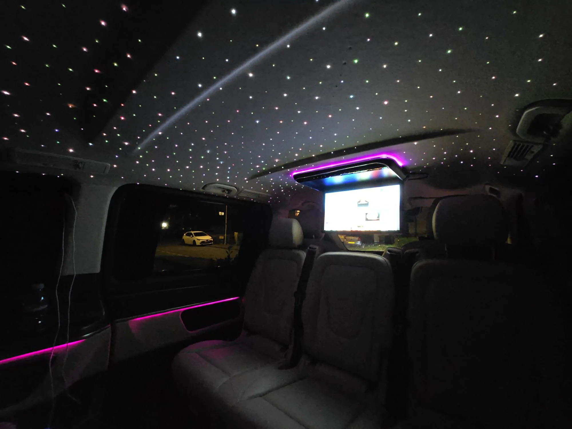 The Royal Britain Airport Transfer gallery image