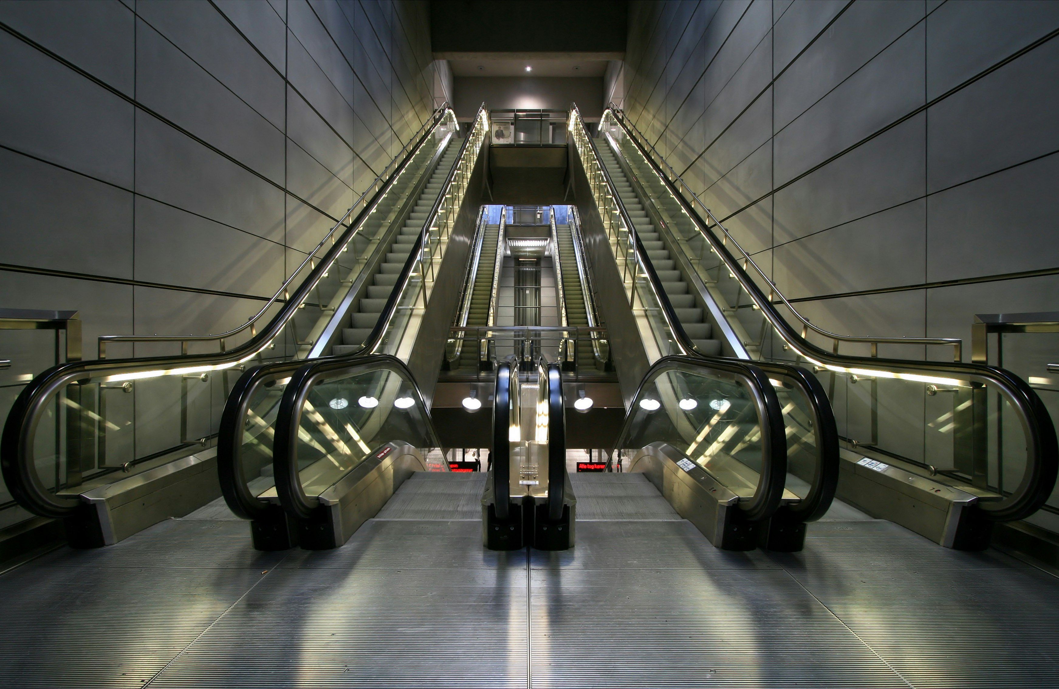 Best Escalator Products | LA Grazia gallery image