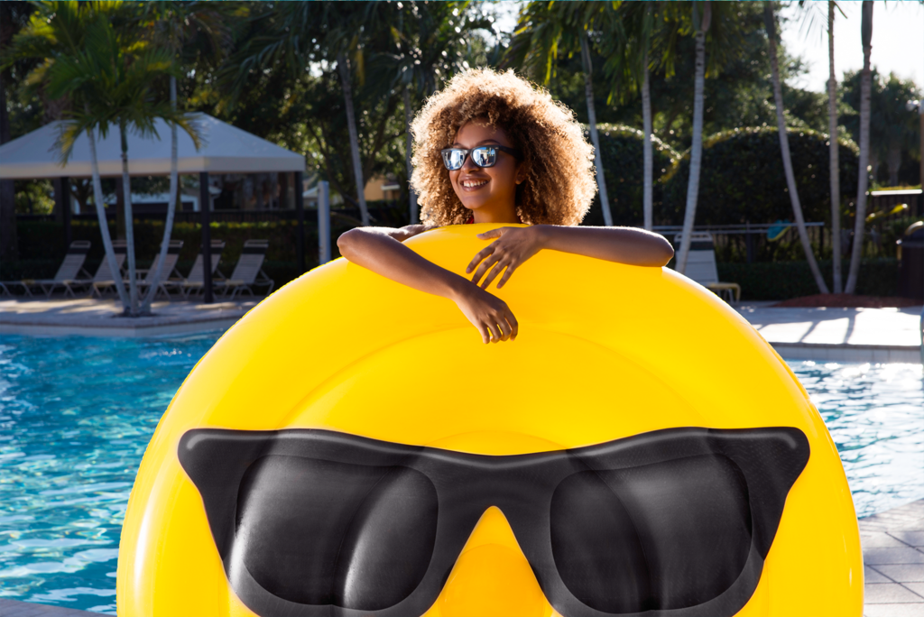 Emoji Pool Floats gallery image
