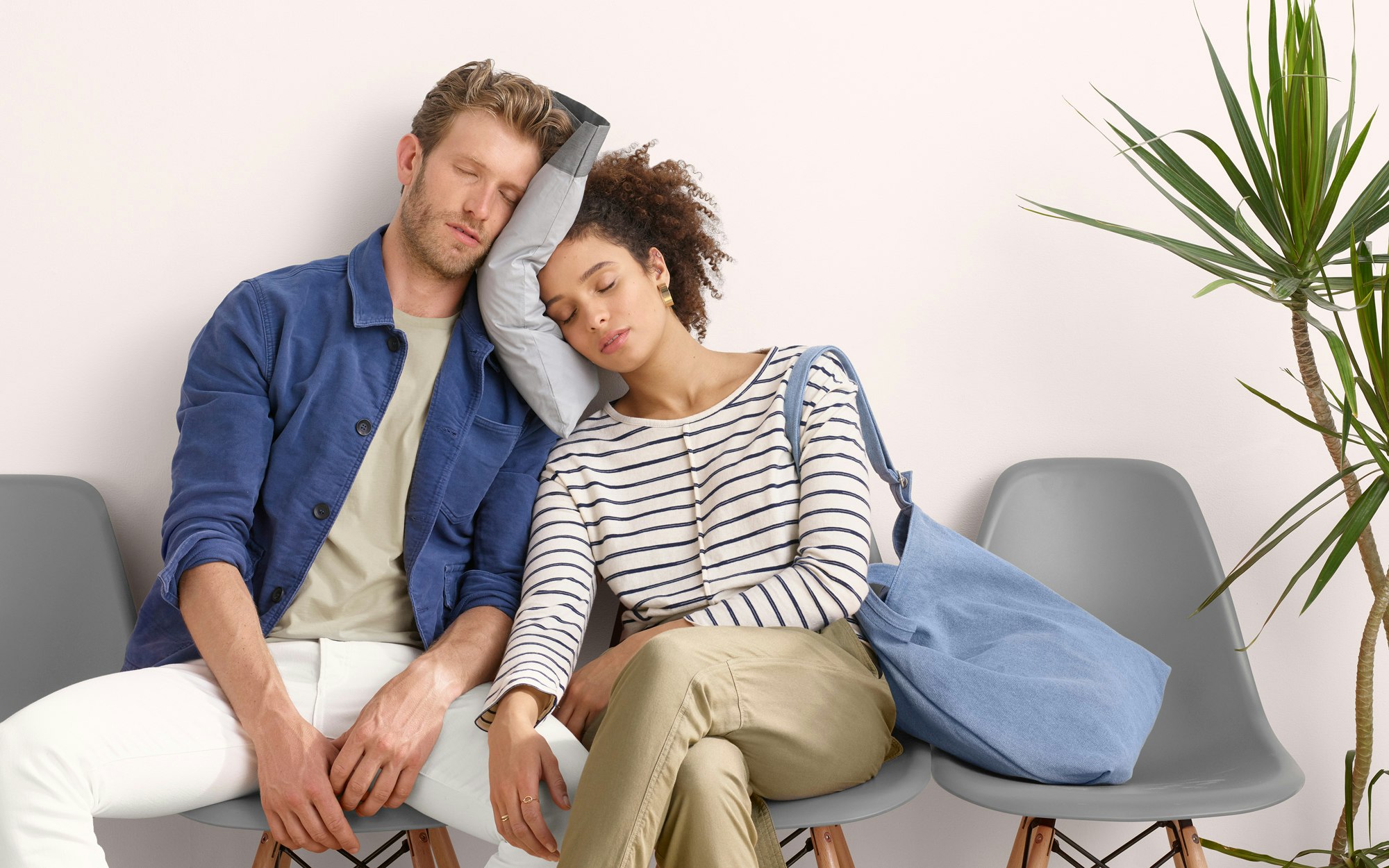 Casper Nap Pillow gallery image