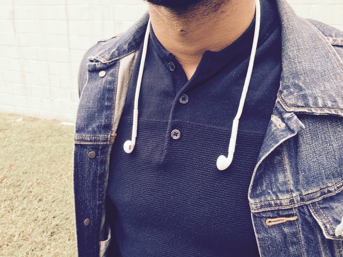 AirString gallery image