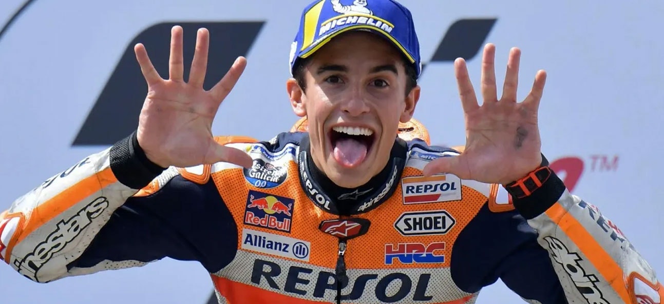 MotoGP Suits Online
