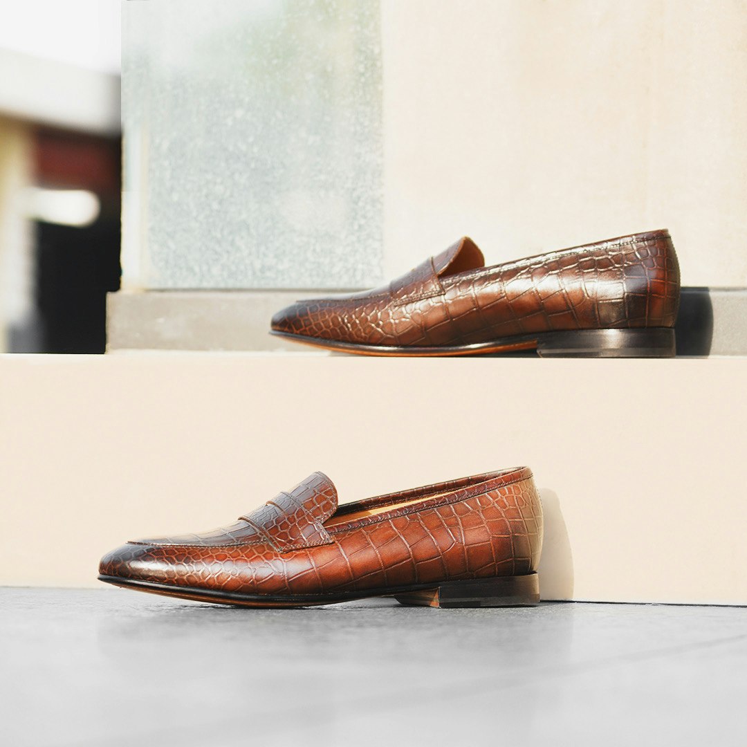 Loafer shoes gallery image