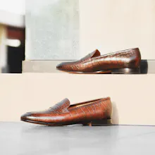 Loafer shoes gallery image