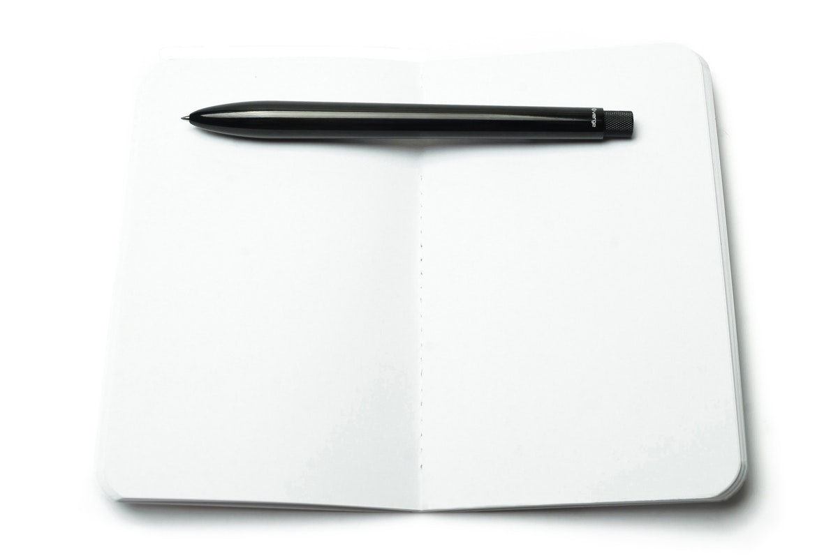 Pen + notebook + leather cover = your ideal pocket assistant gallery image