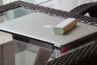 OnlyBrush - A Portable Smart Dental Kit gallery image