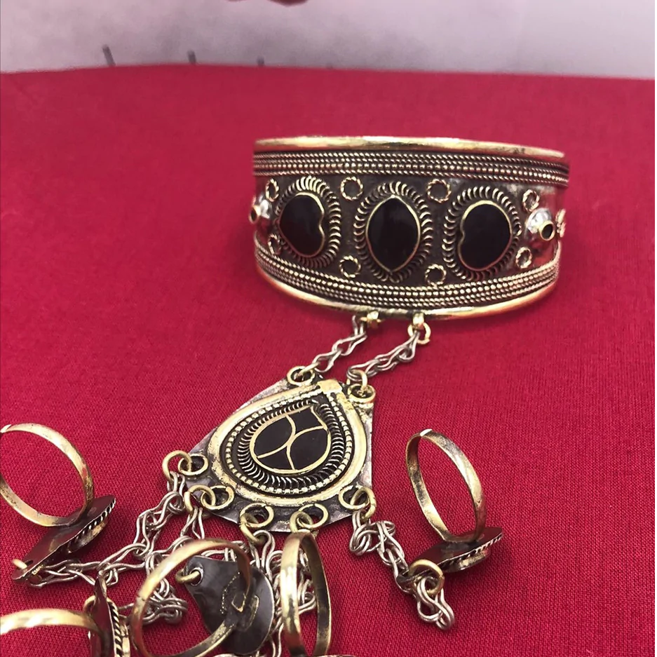 Handmade Tribal Hath Panja Chain Bracelet