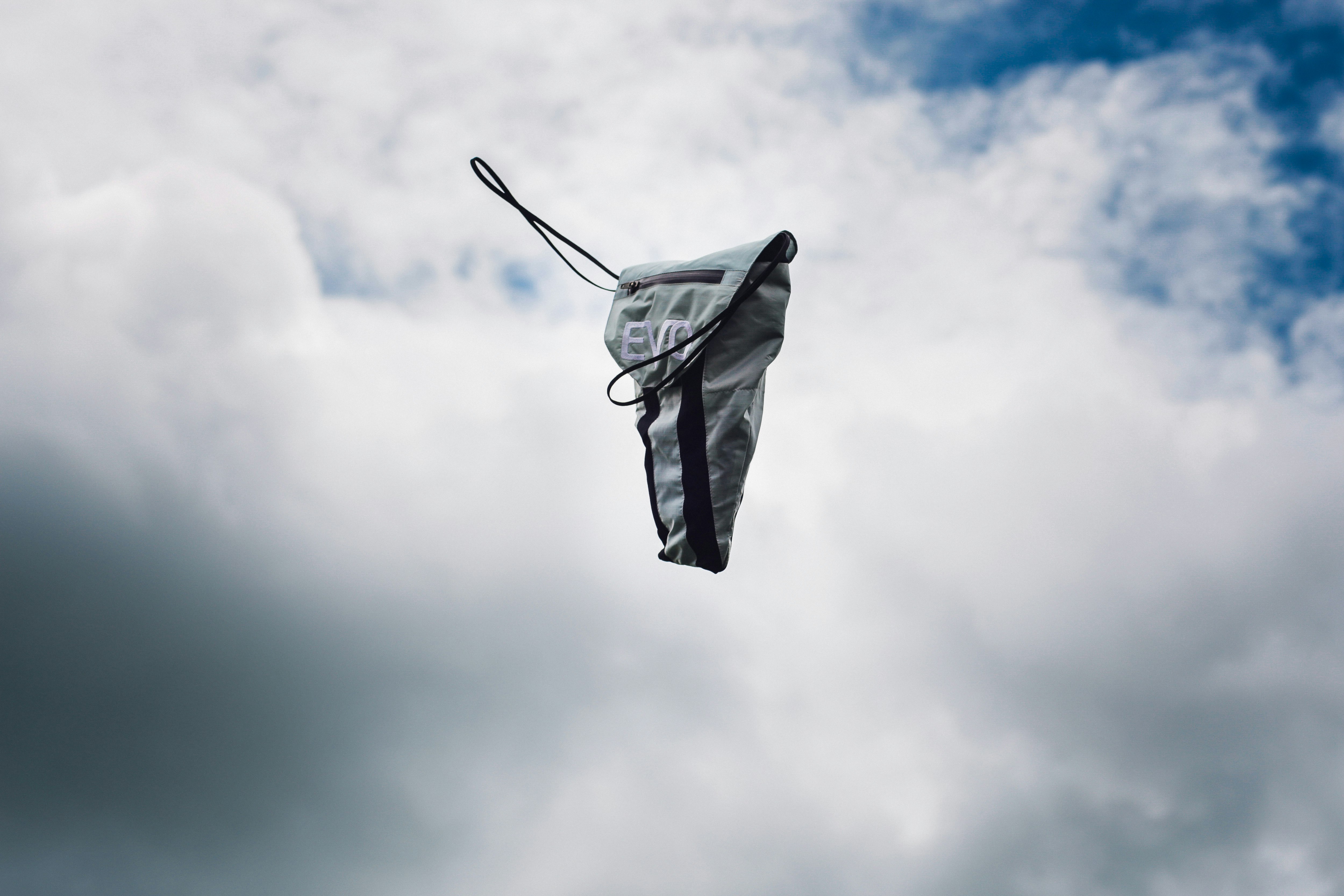 Aercase - The anti-odor anti-bacterial shoe bag for athletes gallery image