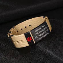 WRIST SAFETY CHIC gallery image