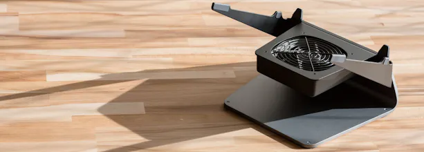 SVALT Cooling Stand & Dock gallery image
