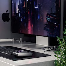 Satechi gallery image