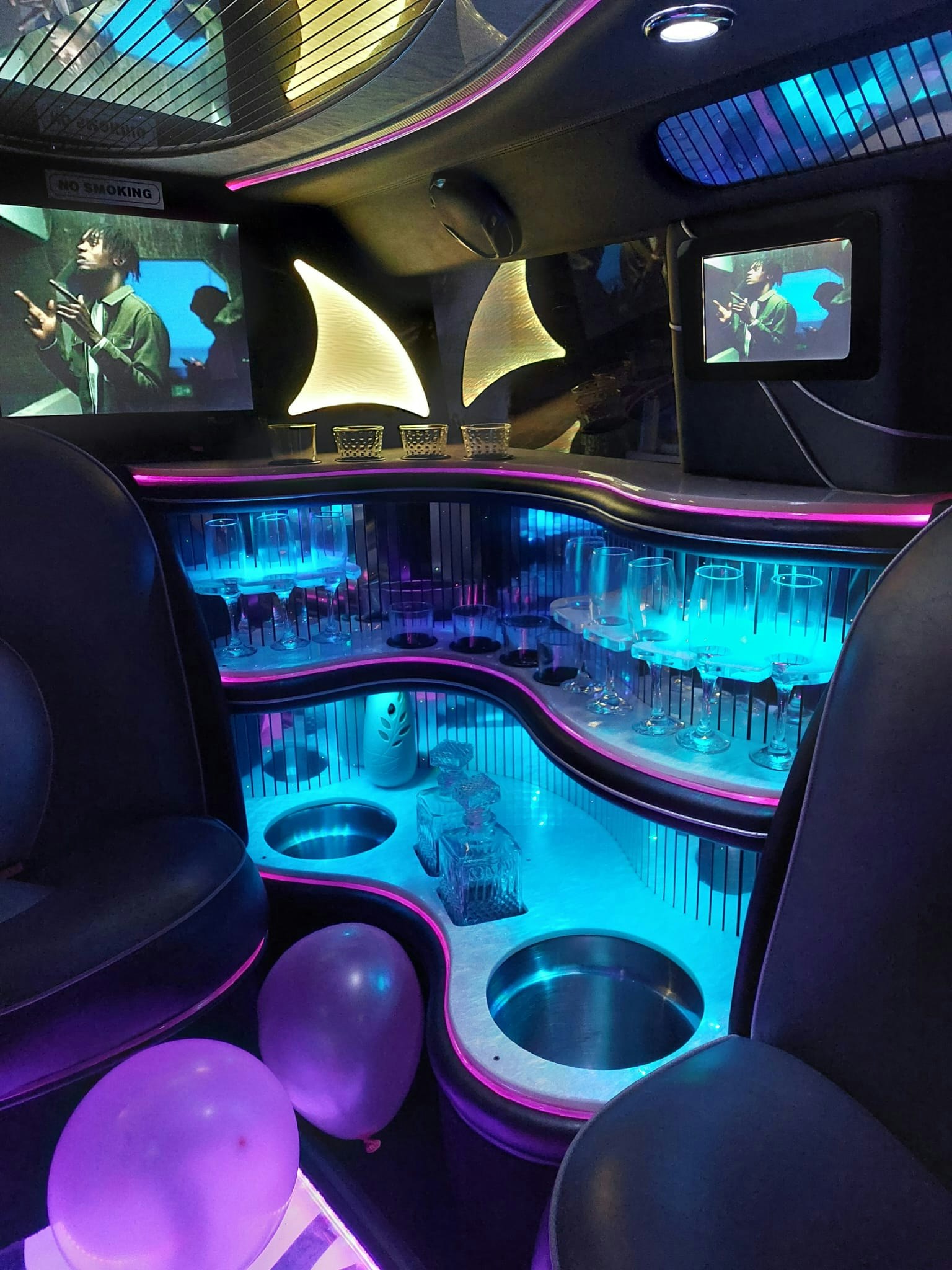 Cars and Limos for Hire in Newcastle