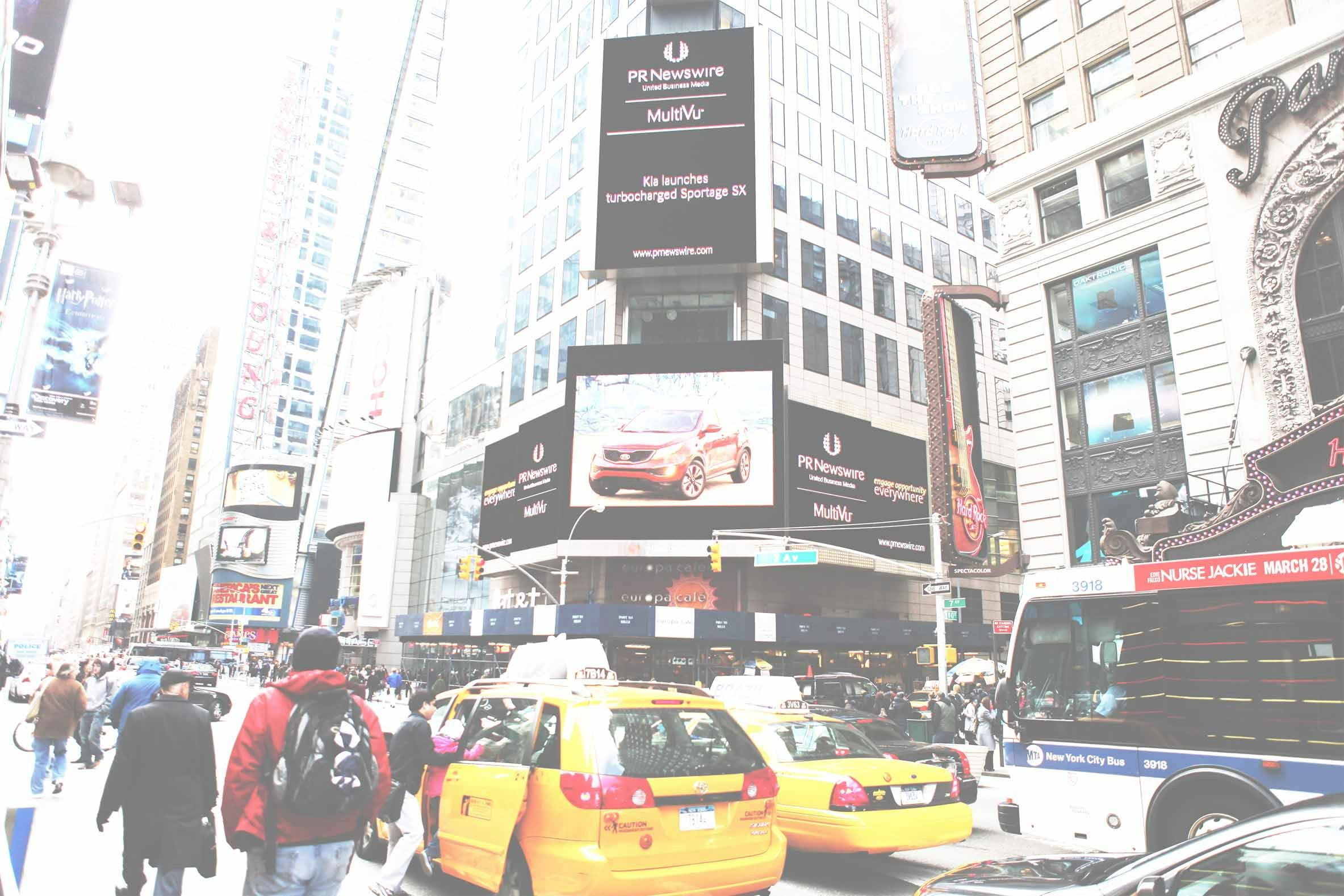 The "Get Famous" Giveaway from PublicitySchool.com gallery image