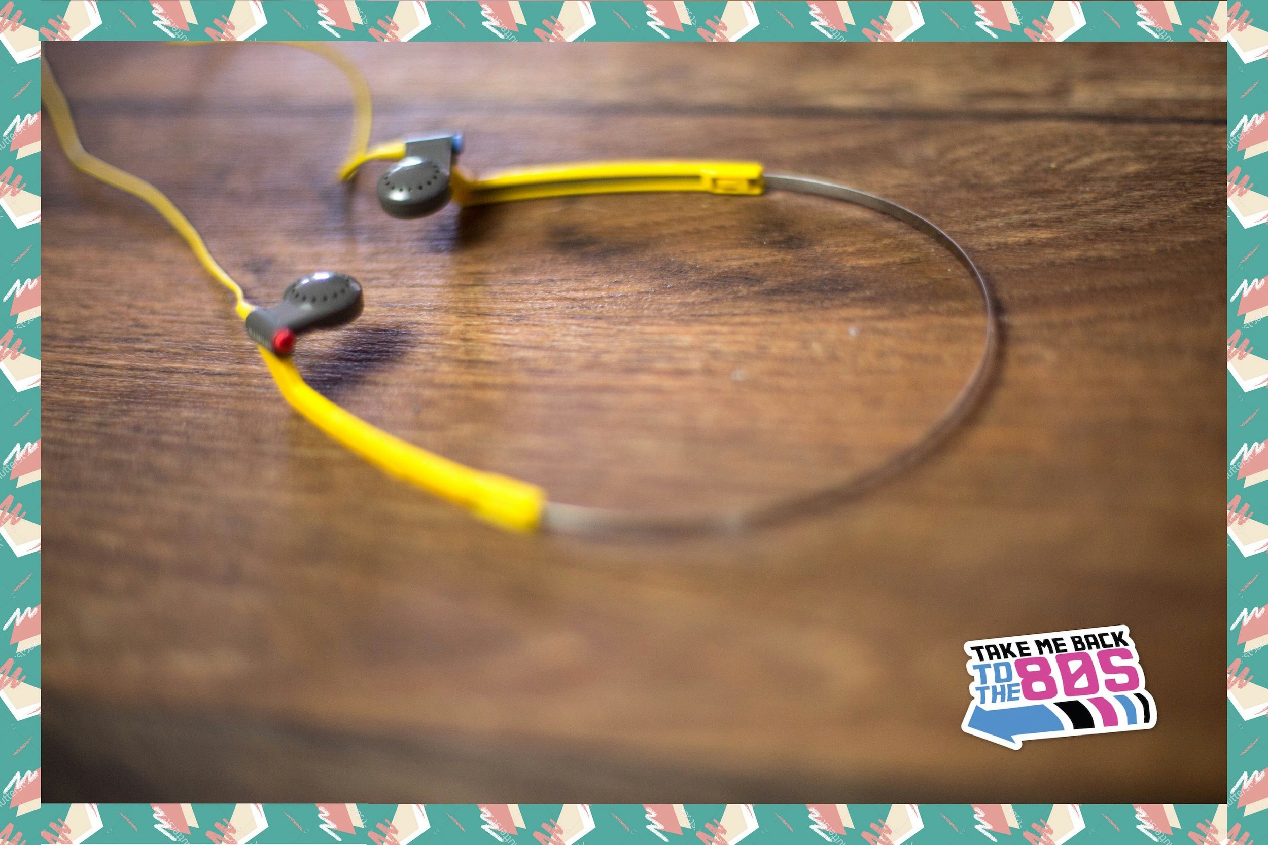 Rewind retro headphones gallery image