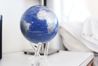 Blue and Silver MOVA Globe gallery image