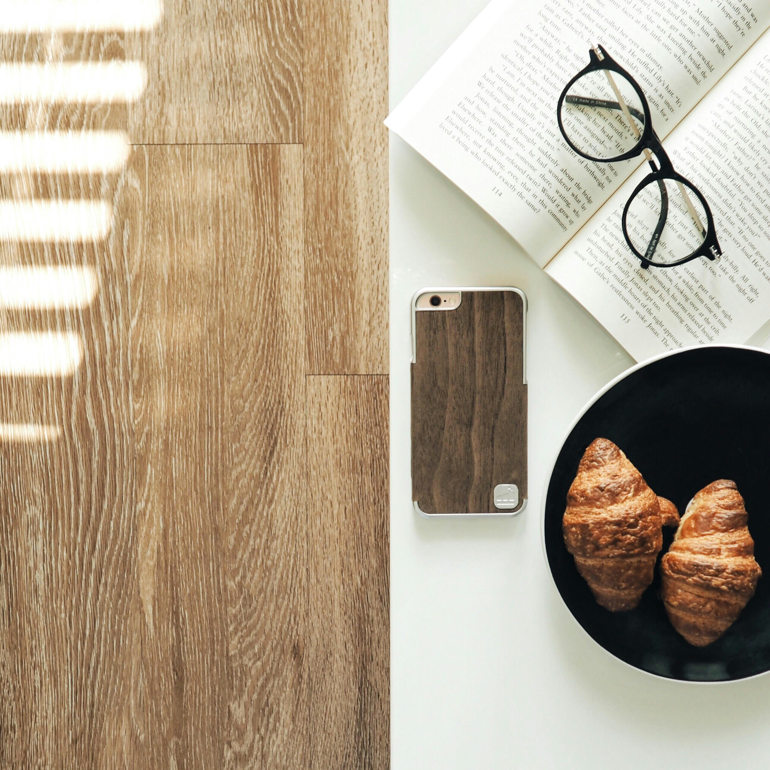 LuxBox Case gallery image